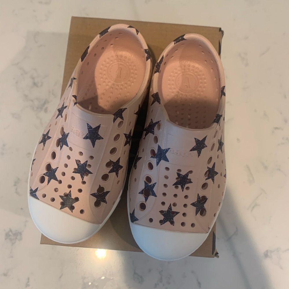 Native Jefferson size 8